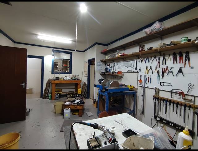 655M² WAREHOUSE FOR SALE IN DRIEHOEK